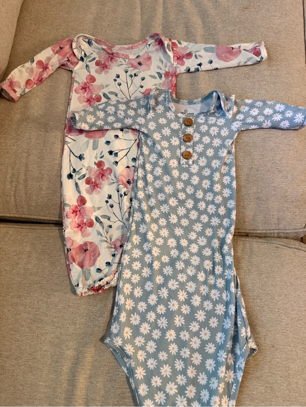 Baby Girls Floral & Daisy Sleep Gowns — Pink and Light Blue Kids Pajamas 7-14lb